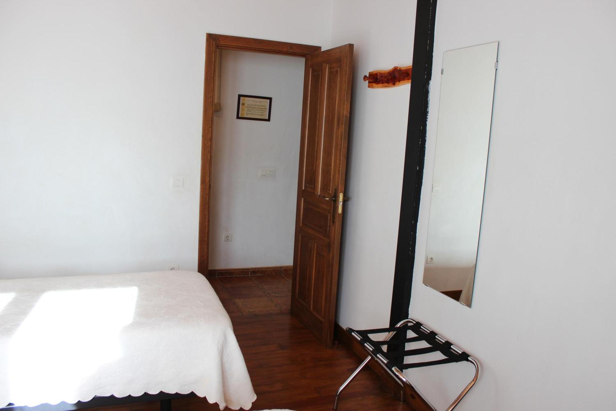 La Chimenea De Soria I Y I I Guest House Espeja de San Marcelino Exterior photo